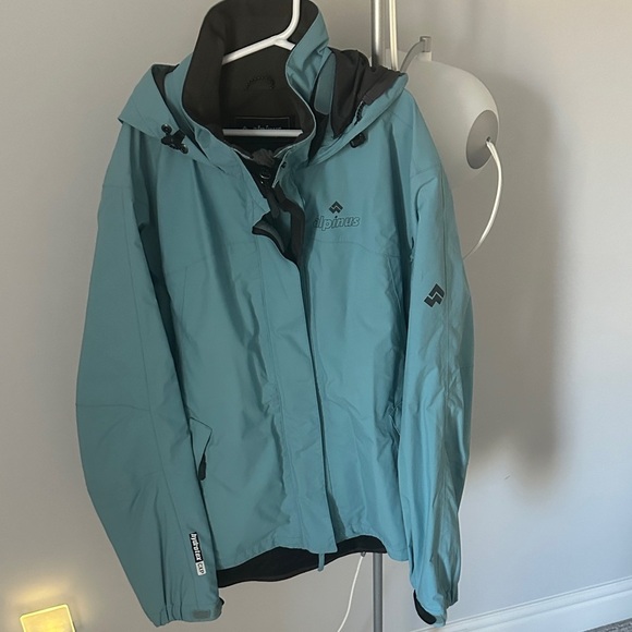 Alpinus Blue Jacket - Picture 1 of 11